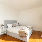 بيت ضيافة Guestready - The Ocean El Cid 4*